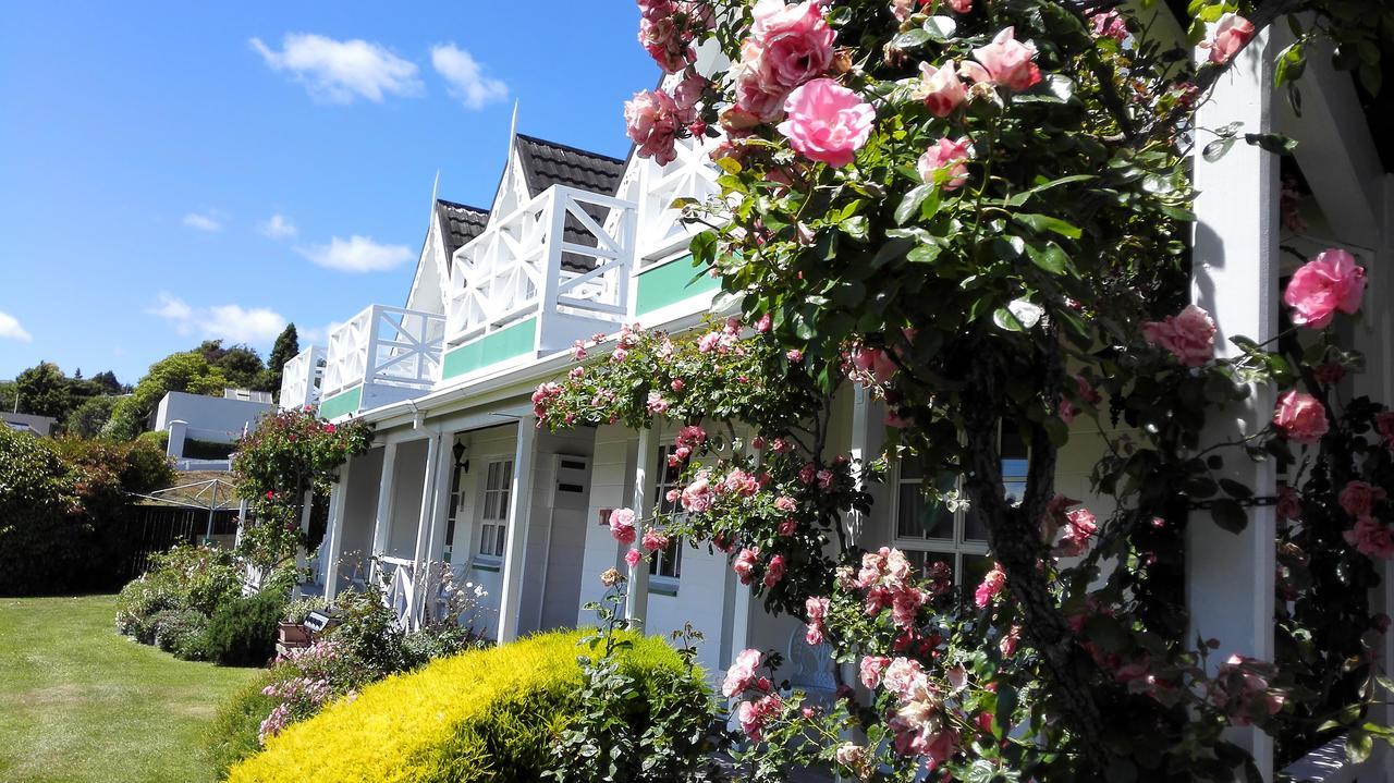 Phoenix Thermal Resort - Taupo Eksteriør billede