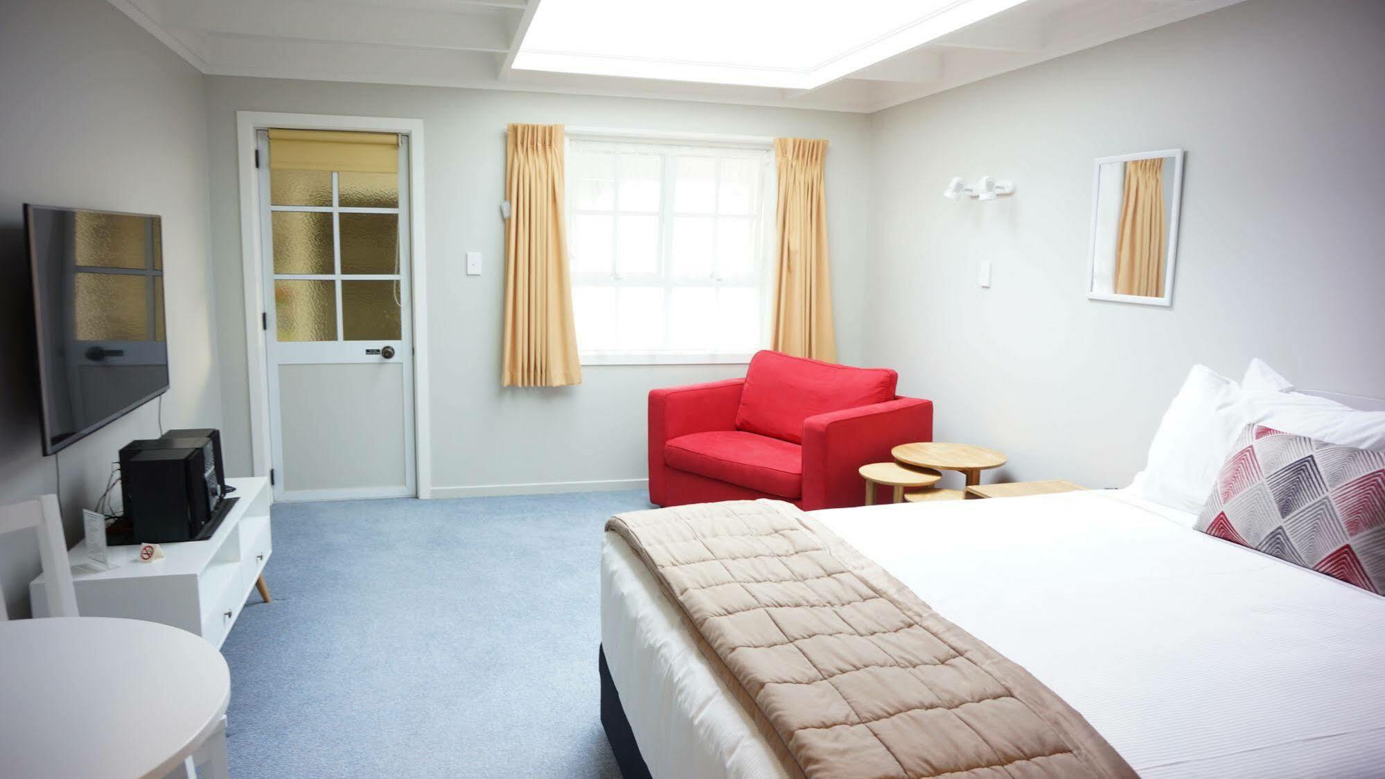 Phoenix Thermal Resort - Taupo Eksteriør billede